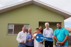 Piana inaugura residencial que beneficia 40 famílias de São Carlos do Ivaí
